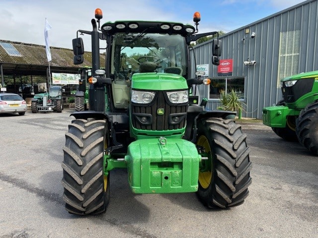 John Deere 6130R