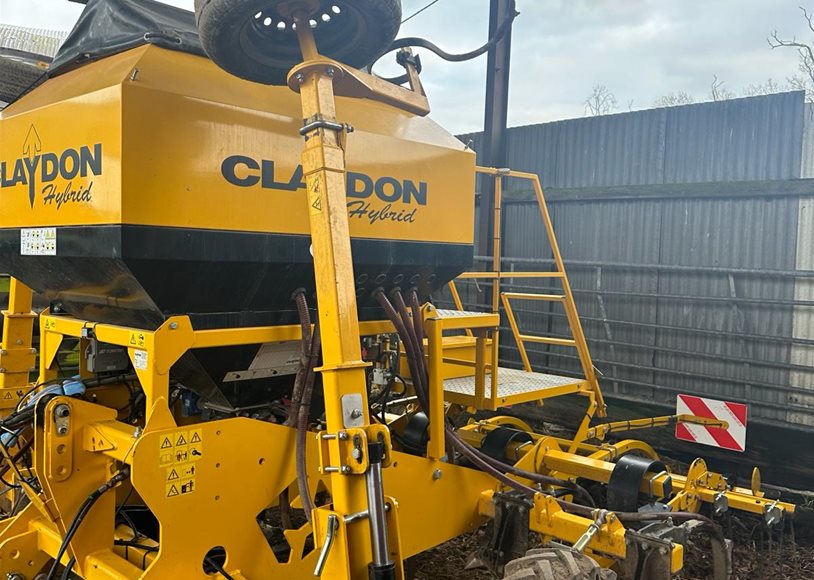 Claydon HYBRID 3M Seed Drill