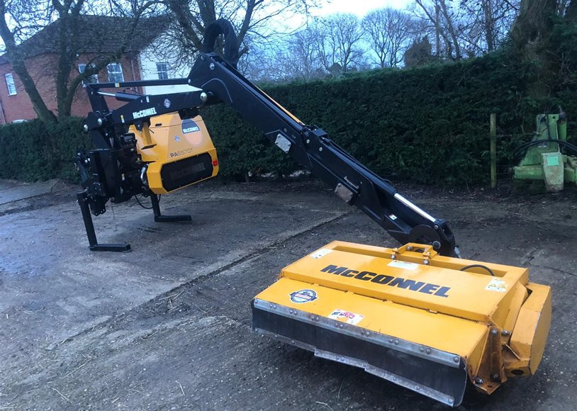 Mc Connell PA6570 Hedgecutter