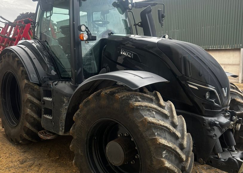 Valtra T254V ST Tractor