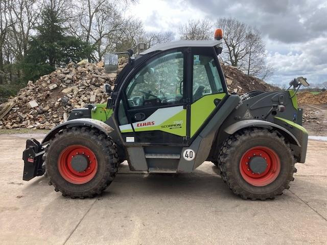 CLAAS SCORPION 756