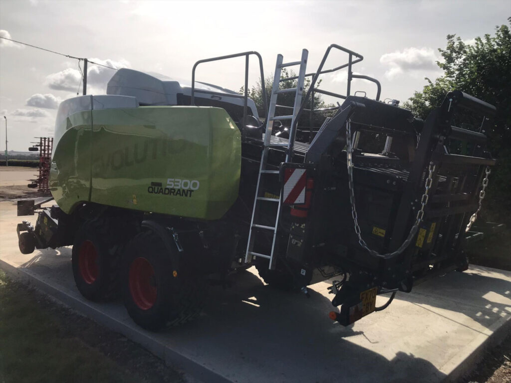 CLAAS QUADRANT 5300 RF