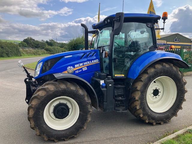 NEW HOLLAND T6.180 DCT TRACTOR