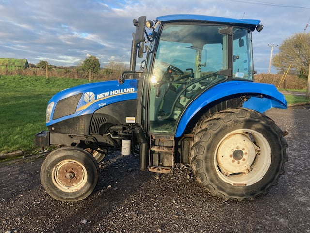 NEW HOLLAND T4.55 TRACTOR