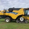 NEW HOLLAND CX8.90 COMBINE HARVESTER