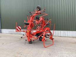 KUHN FARM MACHINERY GF7802 TEDDER