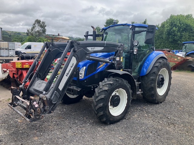 NEW HOLLAND T5.105 UTILIT TRACTOR & LOADER