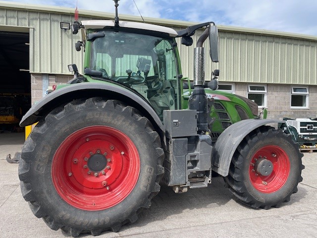 Fendt 724 S4 Profi Plus