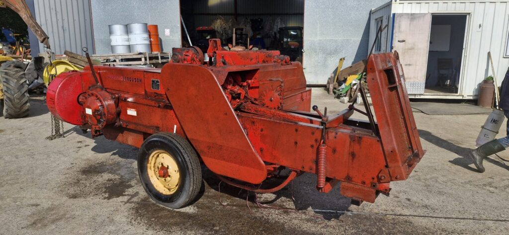 MASSEY FERGUSON 20 BALER