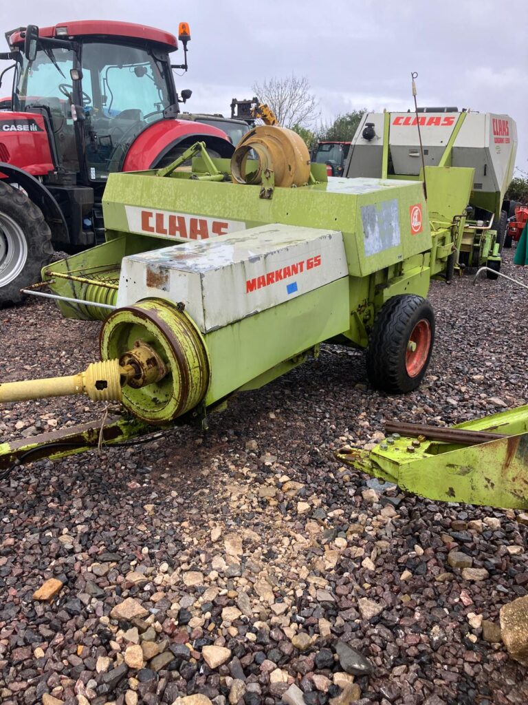 CLAAS MARKANT 65 SMALL SQUARE BALER