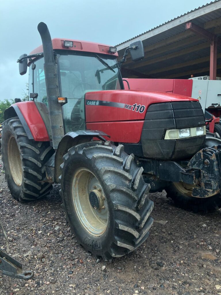 CASE MX110 TRACTOR