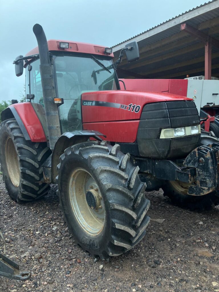 CASE MX110 TRACTOR