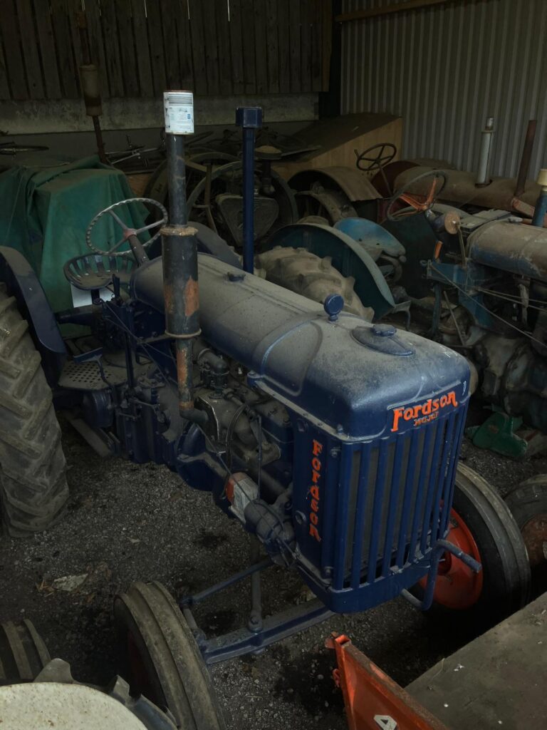 FORDSON E27N TRACTOR