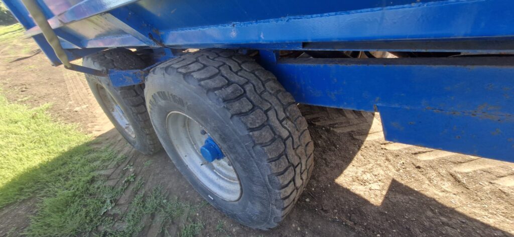 KEN WOOTON 10T SILAGE TRAILER