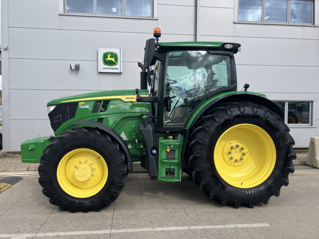 John Deere 6R 155