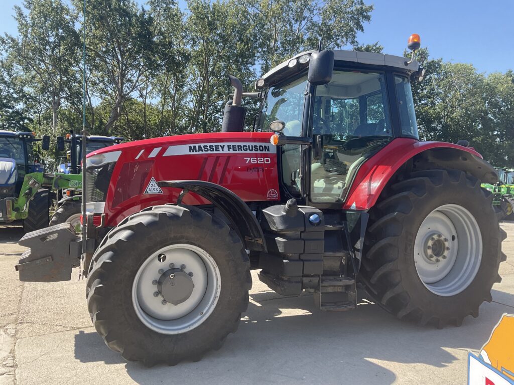 MASSEY FERGUSON 7620 DYNA-6