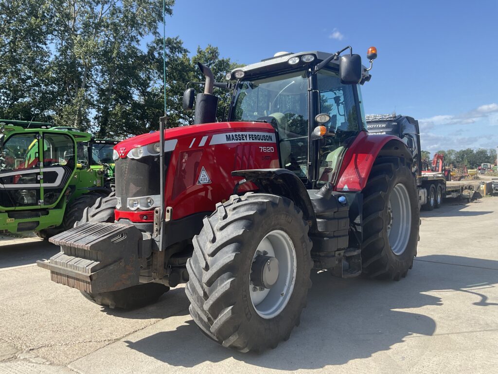 MASSEY FERGUSON 7620 DYNA-6