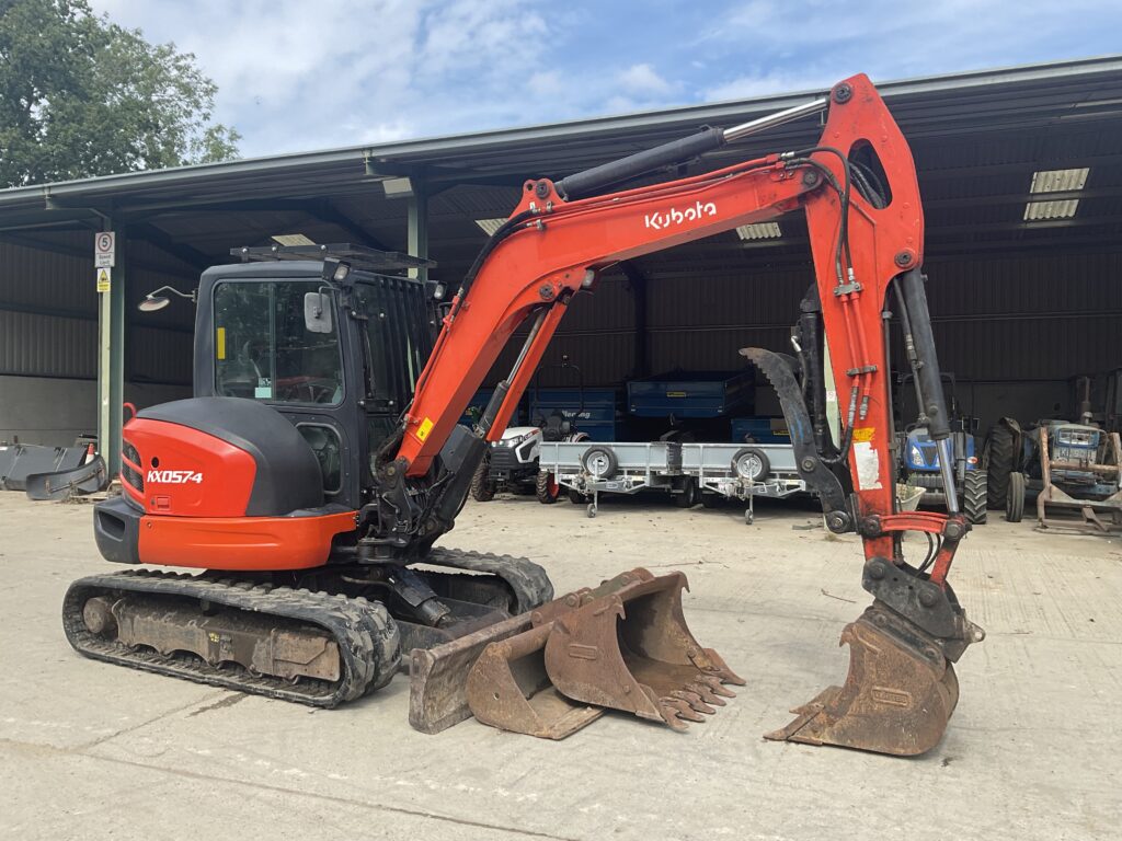 KUBOTA KX057-4