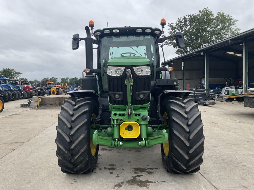 JOHN DEERE 6195R