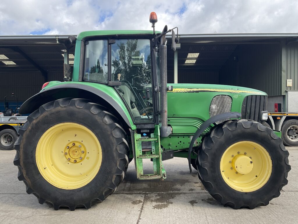 JOHN DEERE 6920