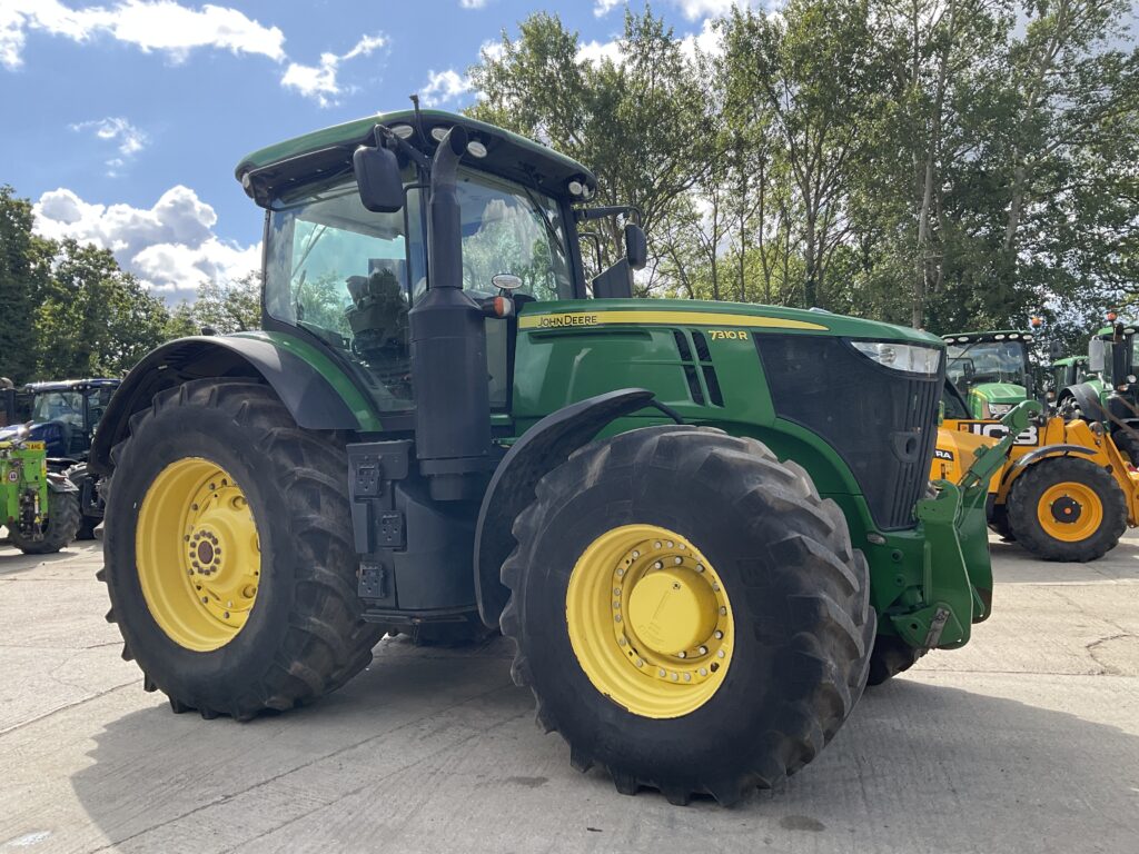 JOHN DEERE 7310R