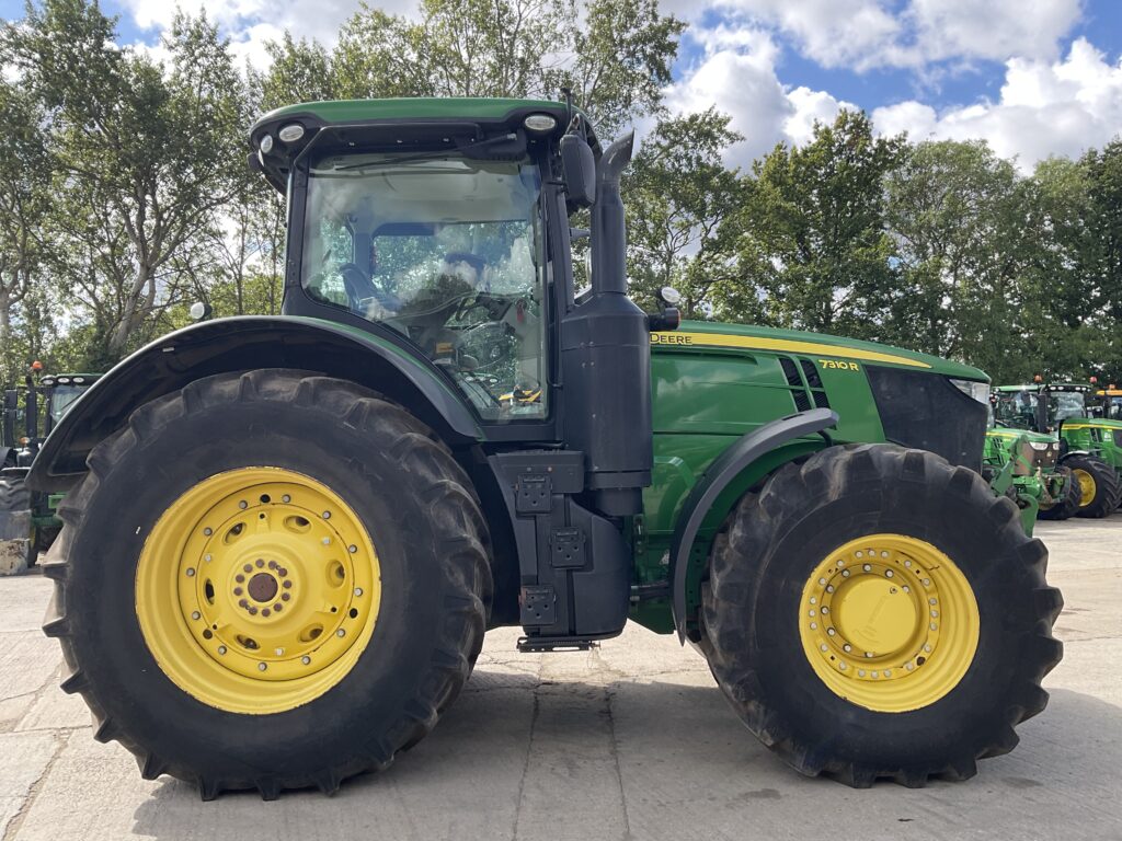 JOHN DEERE 7310R