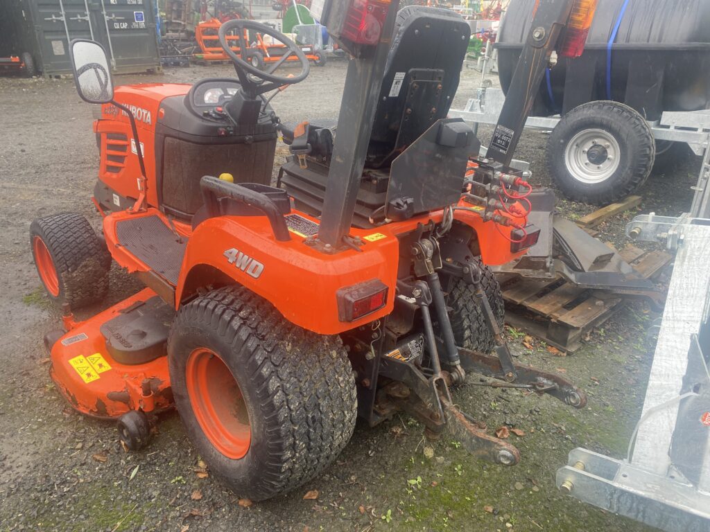 Kubota BX2350 4WD Compact Tractor c/w 5ft deck