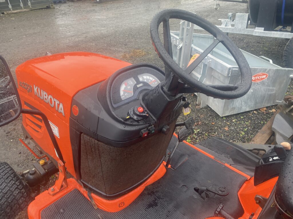 Kubota BX2350 4WD Compact Tractor c/w 5ft deck