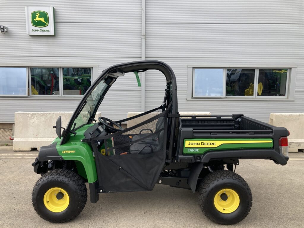 John Deere HPX815E Gator