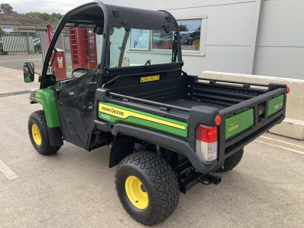 John Deere HPX815E Gator