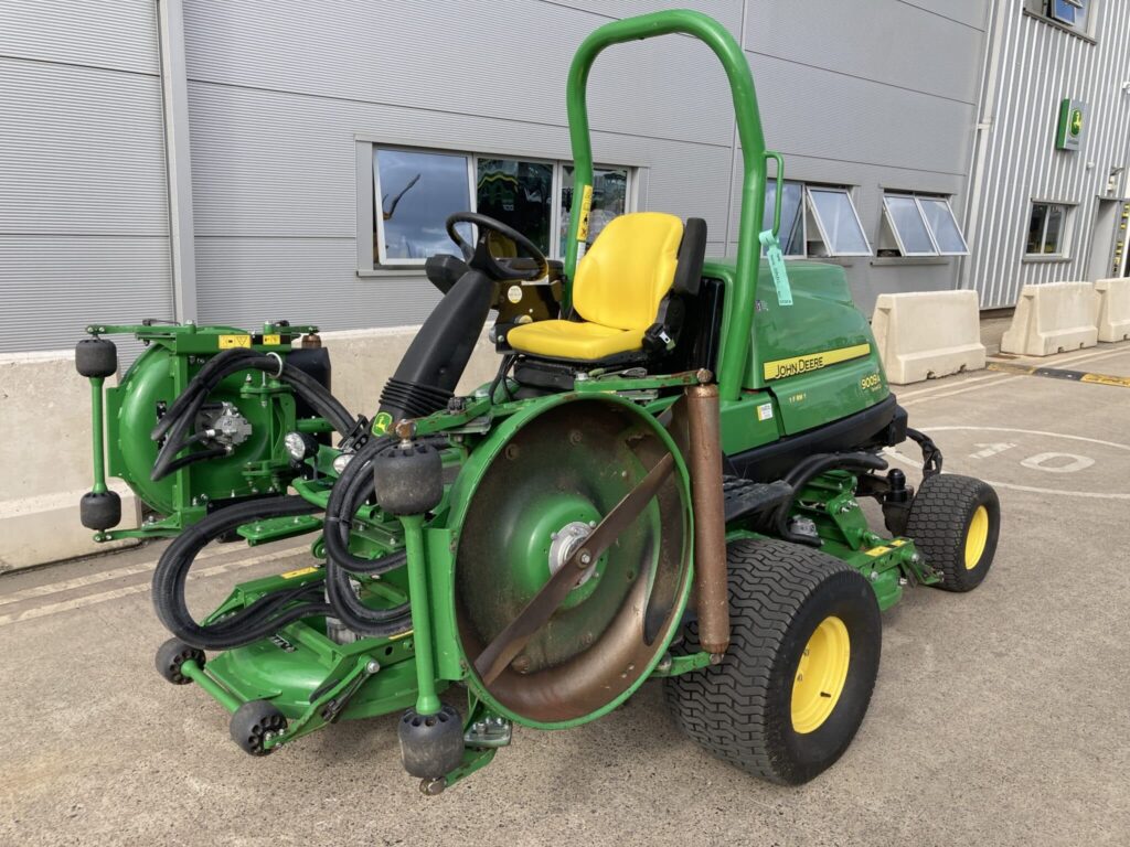 John Deere 9009A 5 pod mower