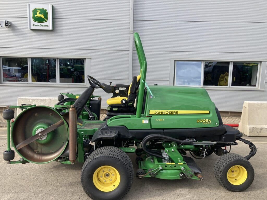 John Deere 9009A 5 pod mower