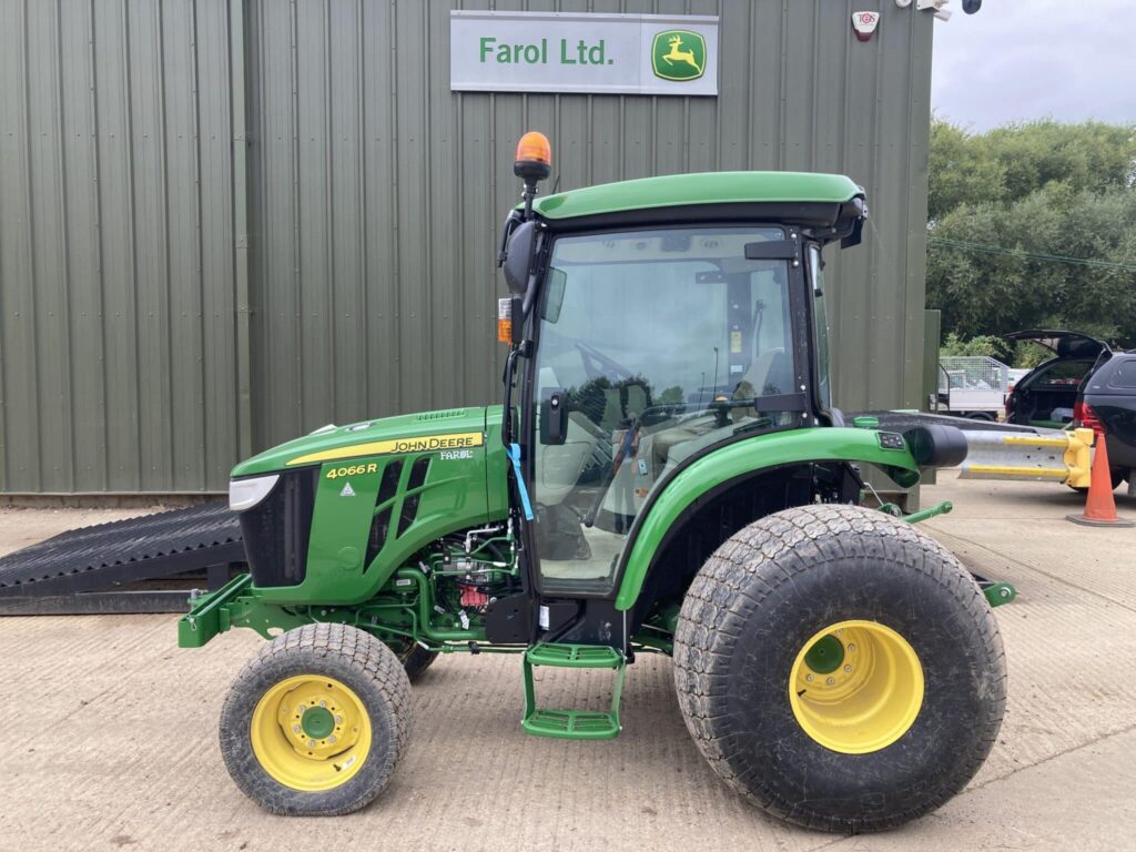 John Deere 4066R compact tractor