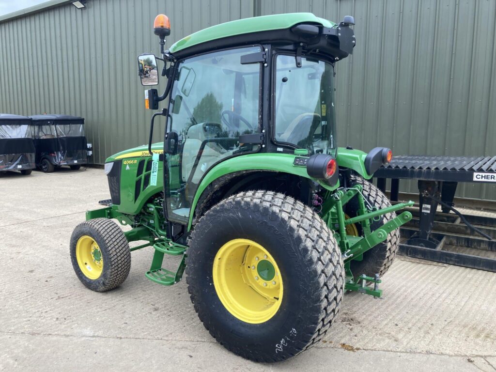 John Deere 4066R compact tractor