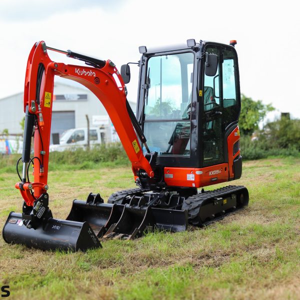 EX DEMO KUBOTA KX019-4