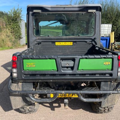 John Deere 865M XUV Gator