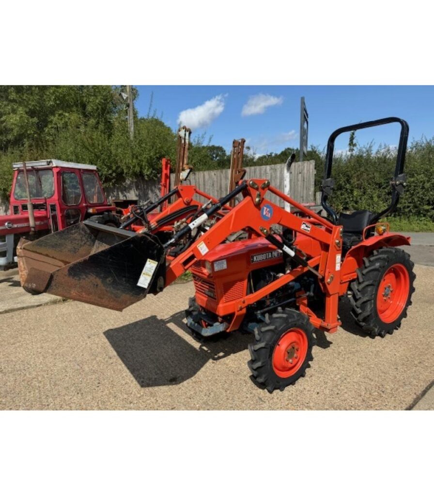 Kubota L2201DT Compact Tractor