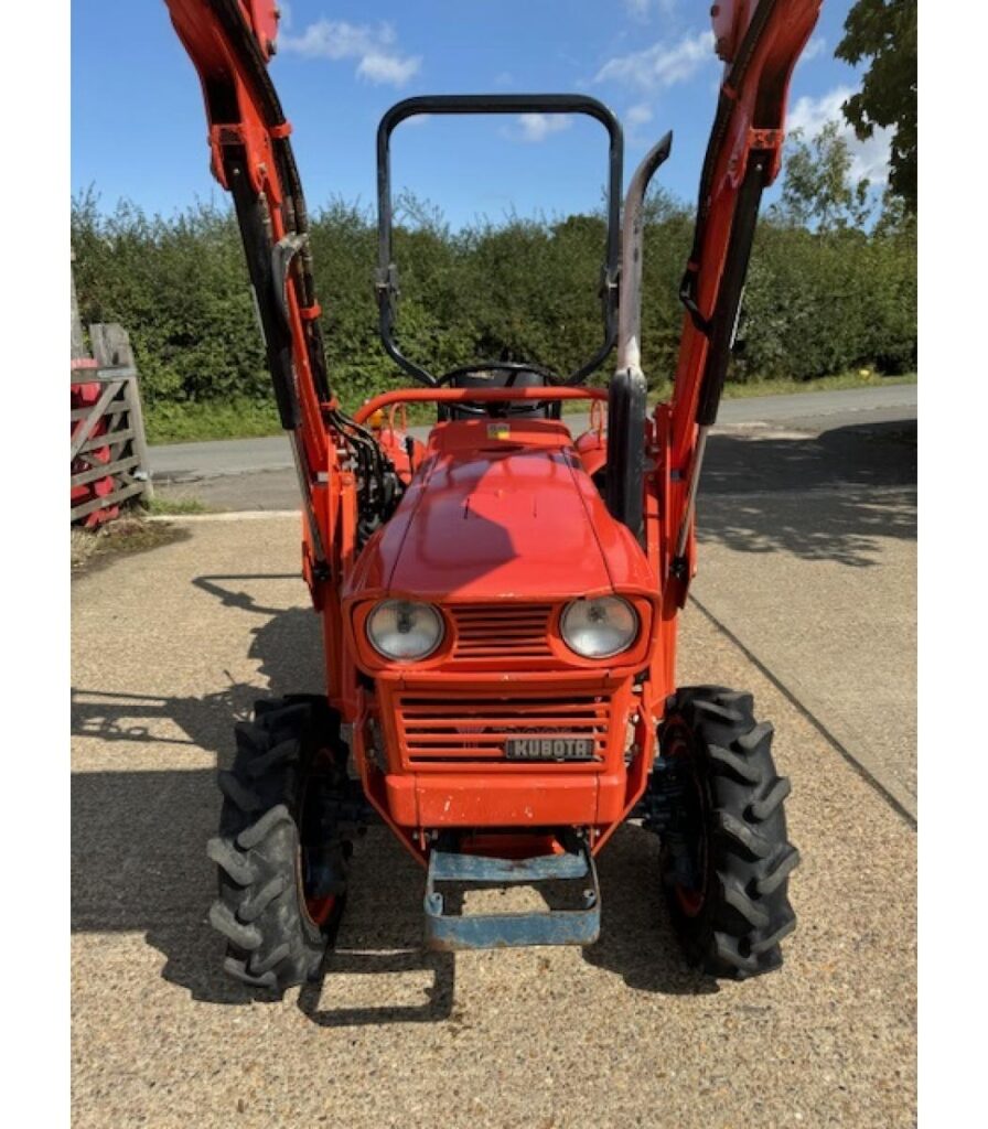 Kubota L2201DT Compact Tractor