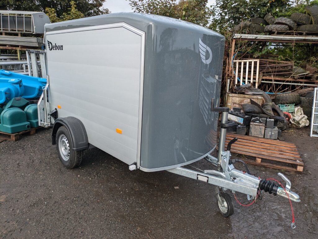 Debon Roadster C255 Box Trailer – As New Condition