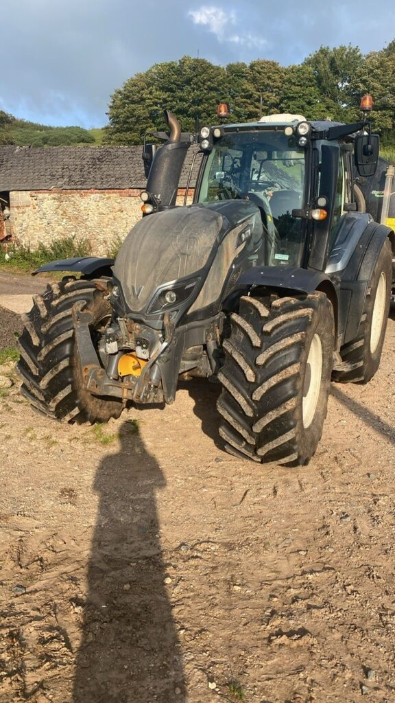 VALTRA T254 HI SPEED 57K TRACTOR