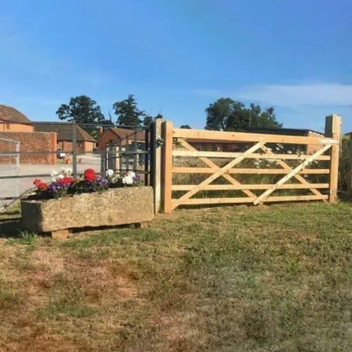 Brookridge Timber Field Gate Brookridge