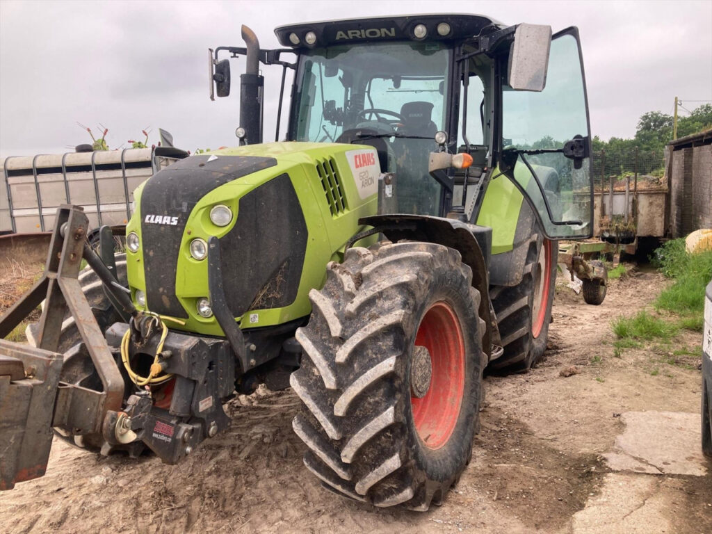 CLAAS ARION 620