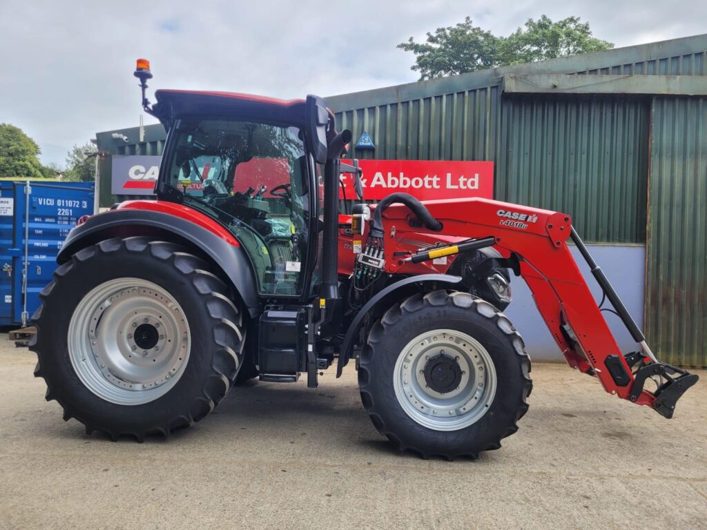 Case IH Vestrum 130 & loader