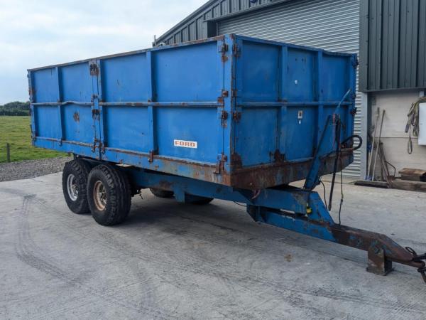 8 TON TIPPING TRAILER