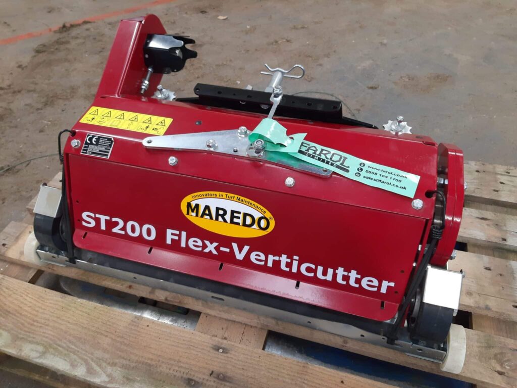 Maredo ST200 verticutter attachment