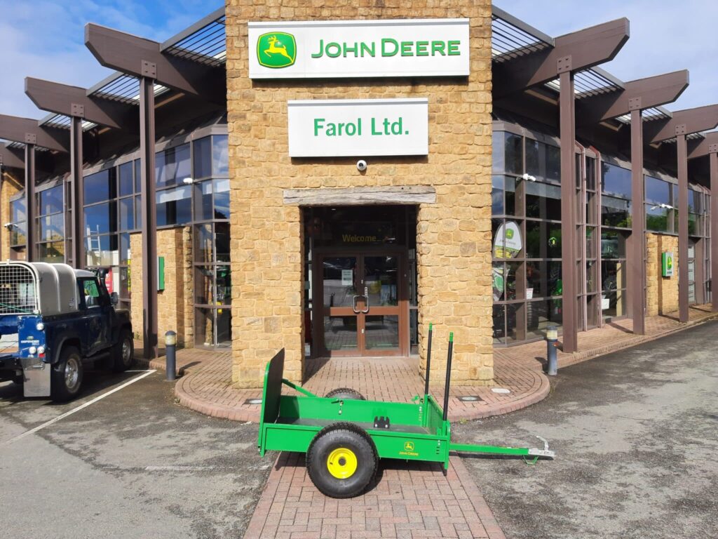 John Deere 22B walk behind greens mower trailer