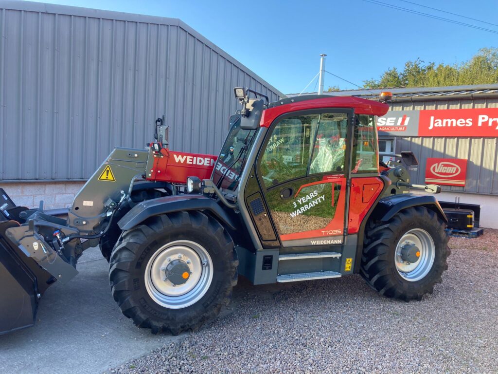 Weidemann T7035 Telehandler