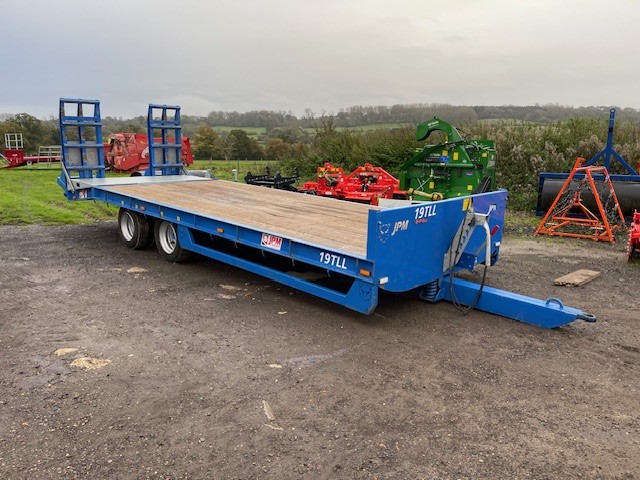 JPM 24FT LOW LOADER