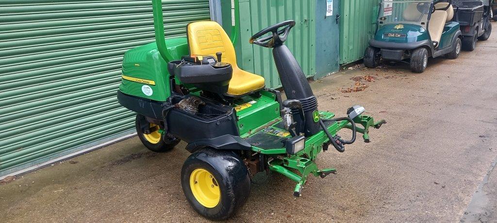 John Deere 2500E