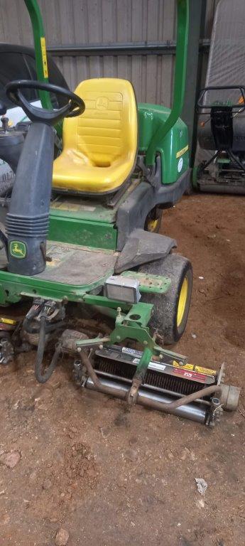 John Deere 2500B